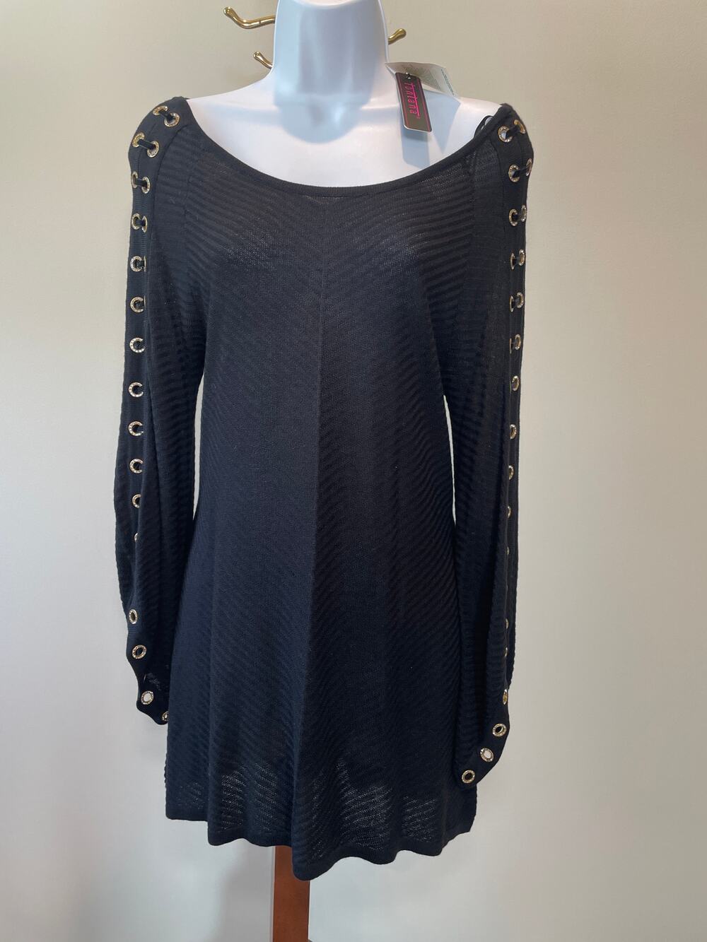 Fontana Size M NWT Black Knit Top Bell Sleeves Gold Detail Old‑Money Style
